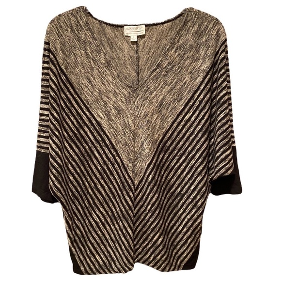Max Studio Specialty Products Tops - Max Studio Specialty Products size S Top